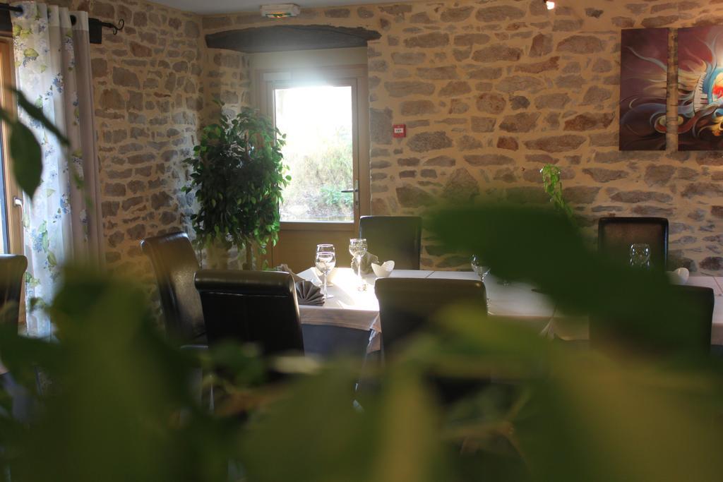 Hotel - Restaurant L'Hortensia Noyalo Kültér fotó