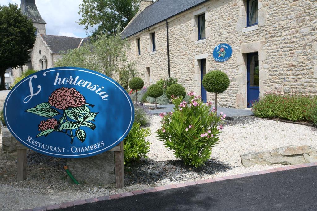 Hotel - Restaurant L'Hortensia Noyalo Kültér fotó