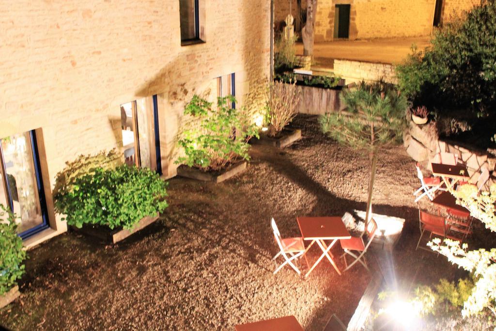 Hotel - Restaurant L'Hortensia Noyalo Kültér fotó