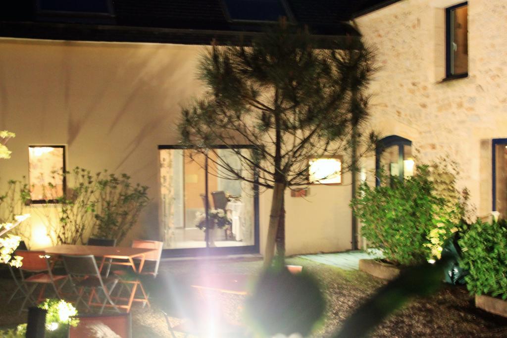 Hotel - Restaurant L'Hortensia Noyalo Kültér fotó